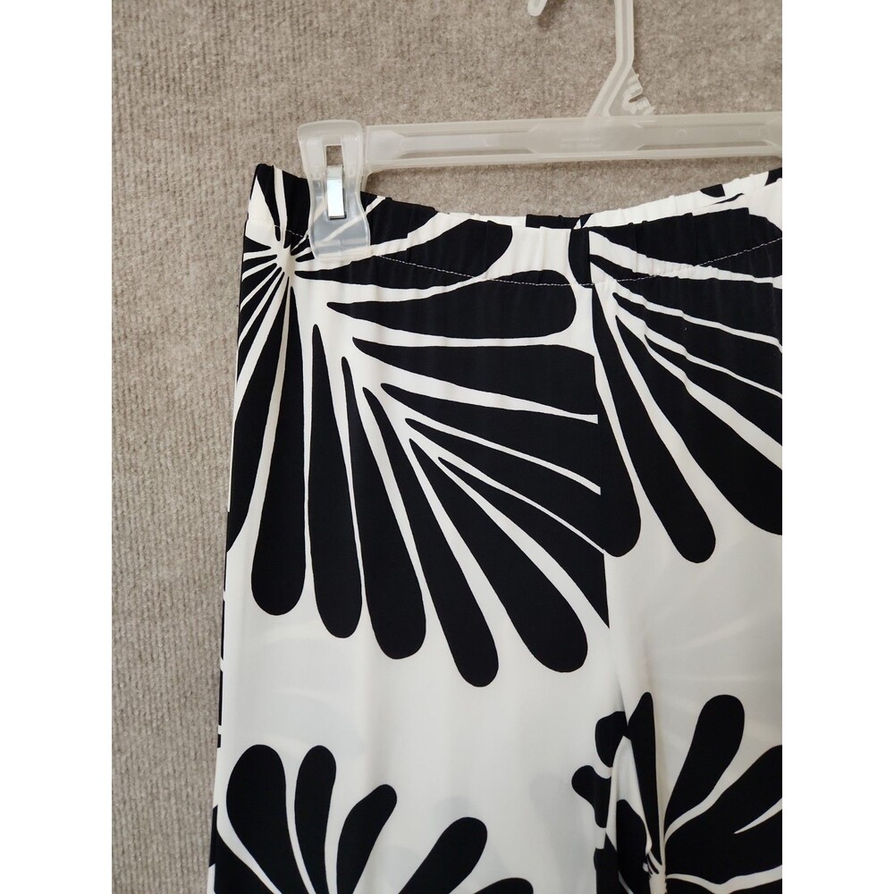 Chicos Wide Leg Pull On Pants Womens 0 US 4 Black White Floral Draping Travel - Picture 2 of 7